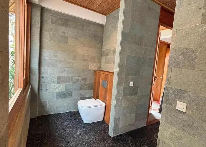 فيلة 3-bedroom Family In *